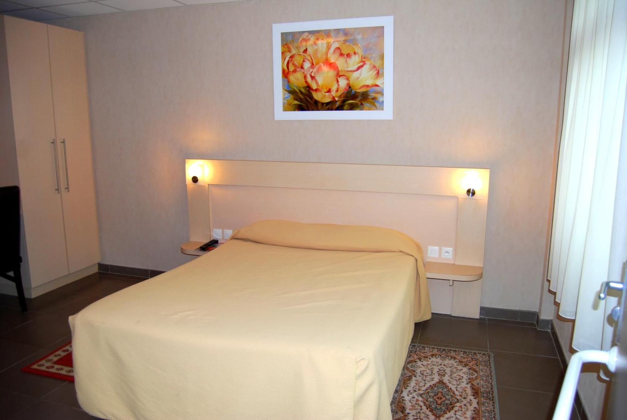 Le Logis De La Lys Hotel Aire-sur-la-Lys Luaran gambar