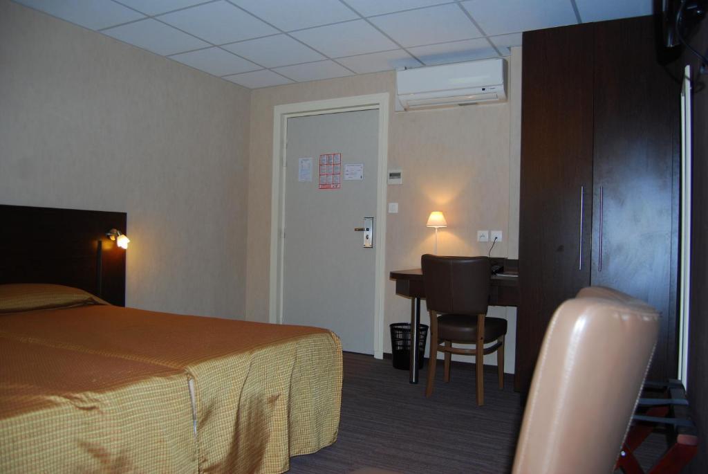 Le Logis De La Lys Hotel Aire-sur-la-Lys Bilik gambar