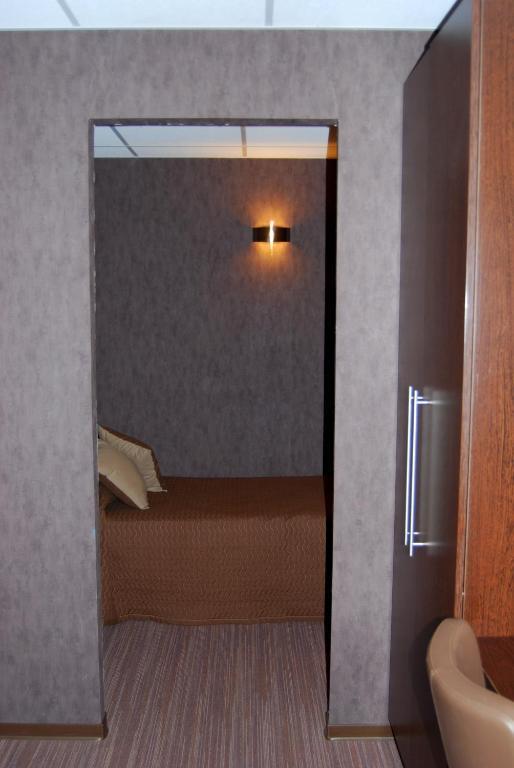 Le Logis De La Lys Hotel Aire-sur-la-Lys Bilik gambar